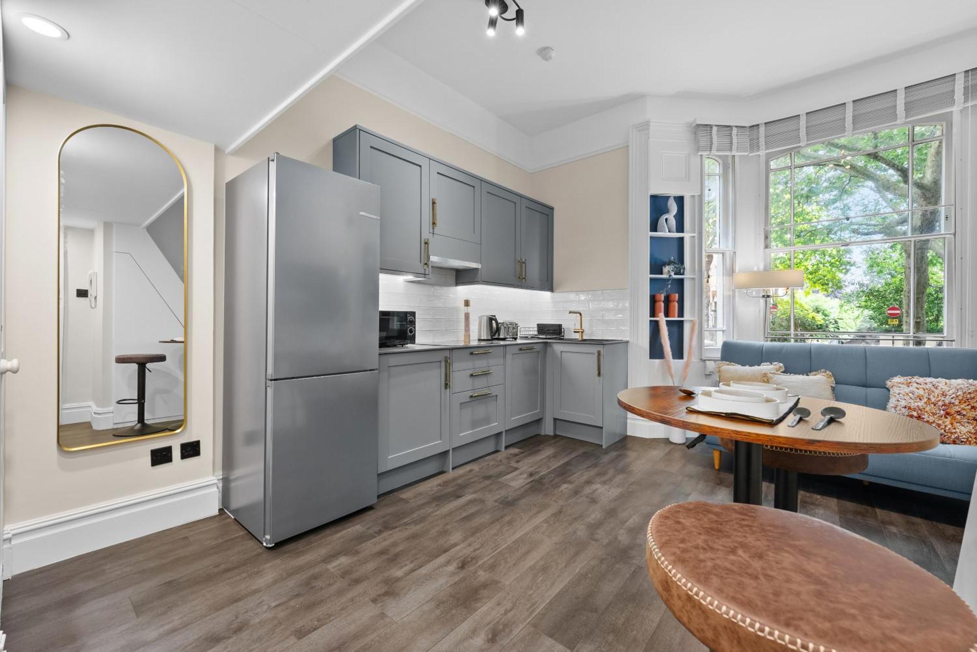 Vichy - The Hampstead Star | Prime Location Lejlighed London Eksteriør billede