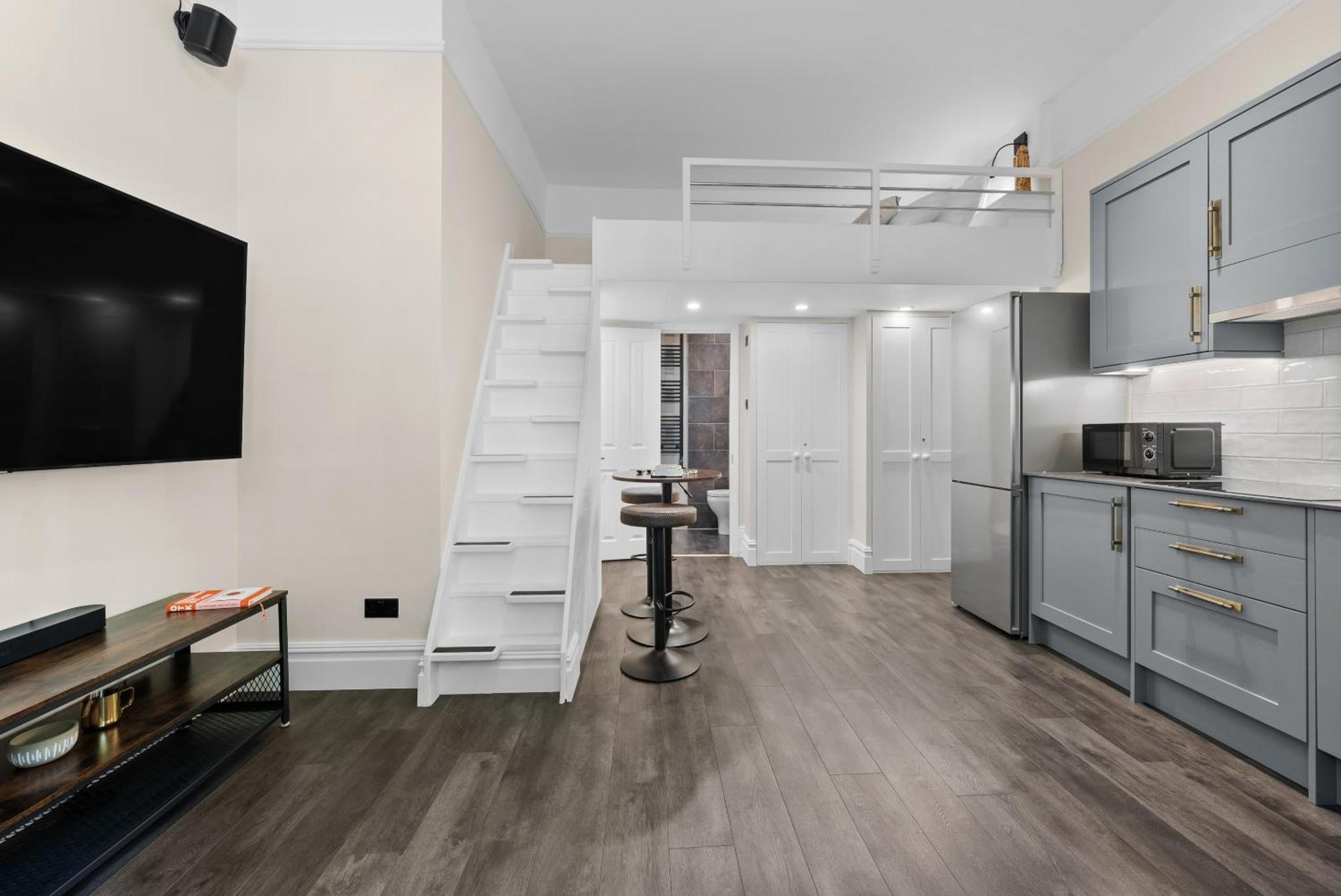 Vichy - The Hampstead Star | Prime Location Lejlighed London Eksteriør billede