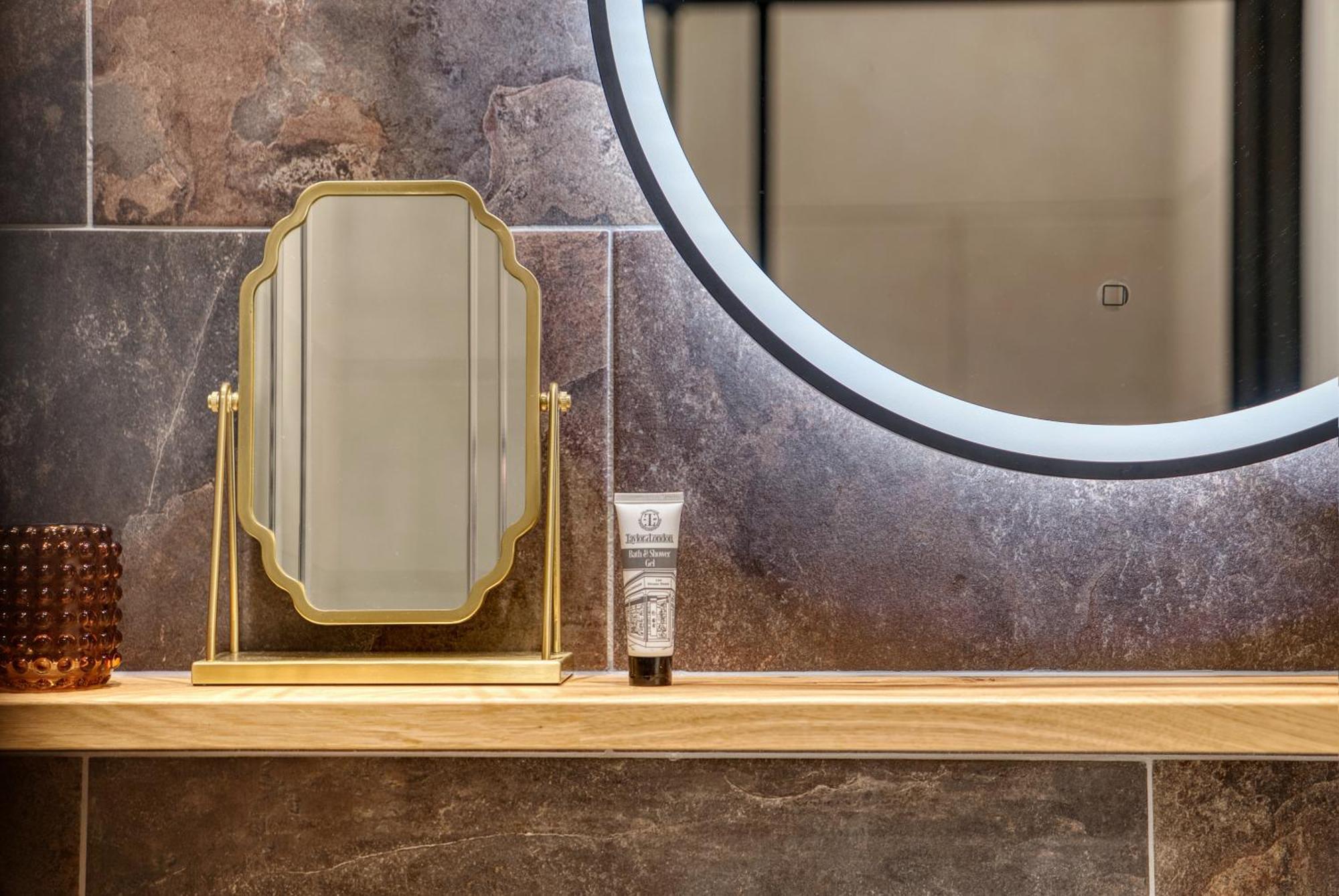 Vichy - The Hampstead Star | Prime Location Lejlighed London Eksteriør billede